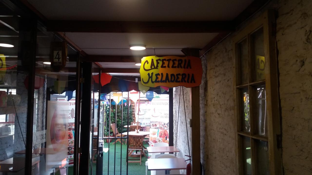 Trotamundos Hostal Santiago Dış mekan fotoğraf