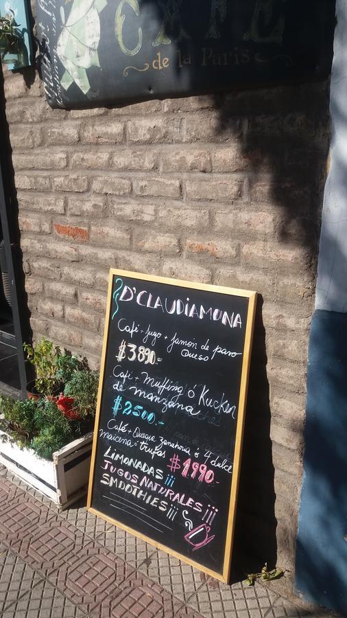 Trotamundos Hostal Santiago Dış mekan fotoğraf