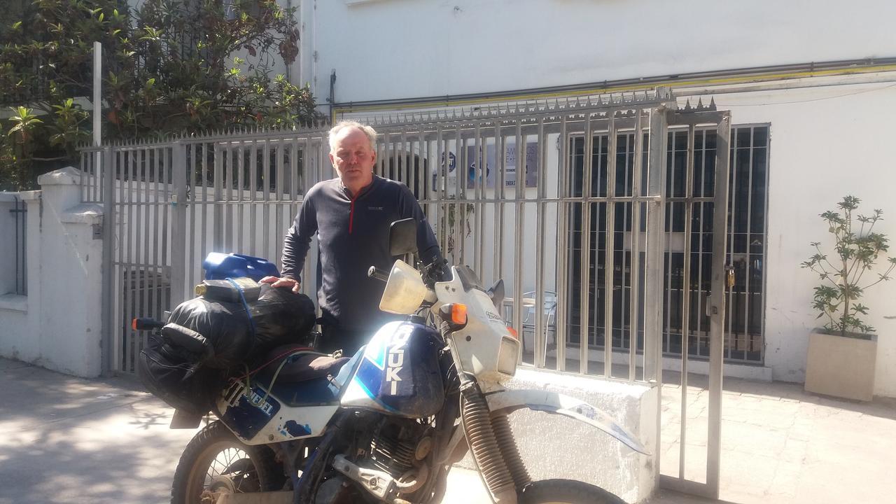 Trotamundos Hostal Santiago Dış mekan fotoğraf
