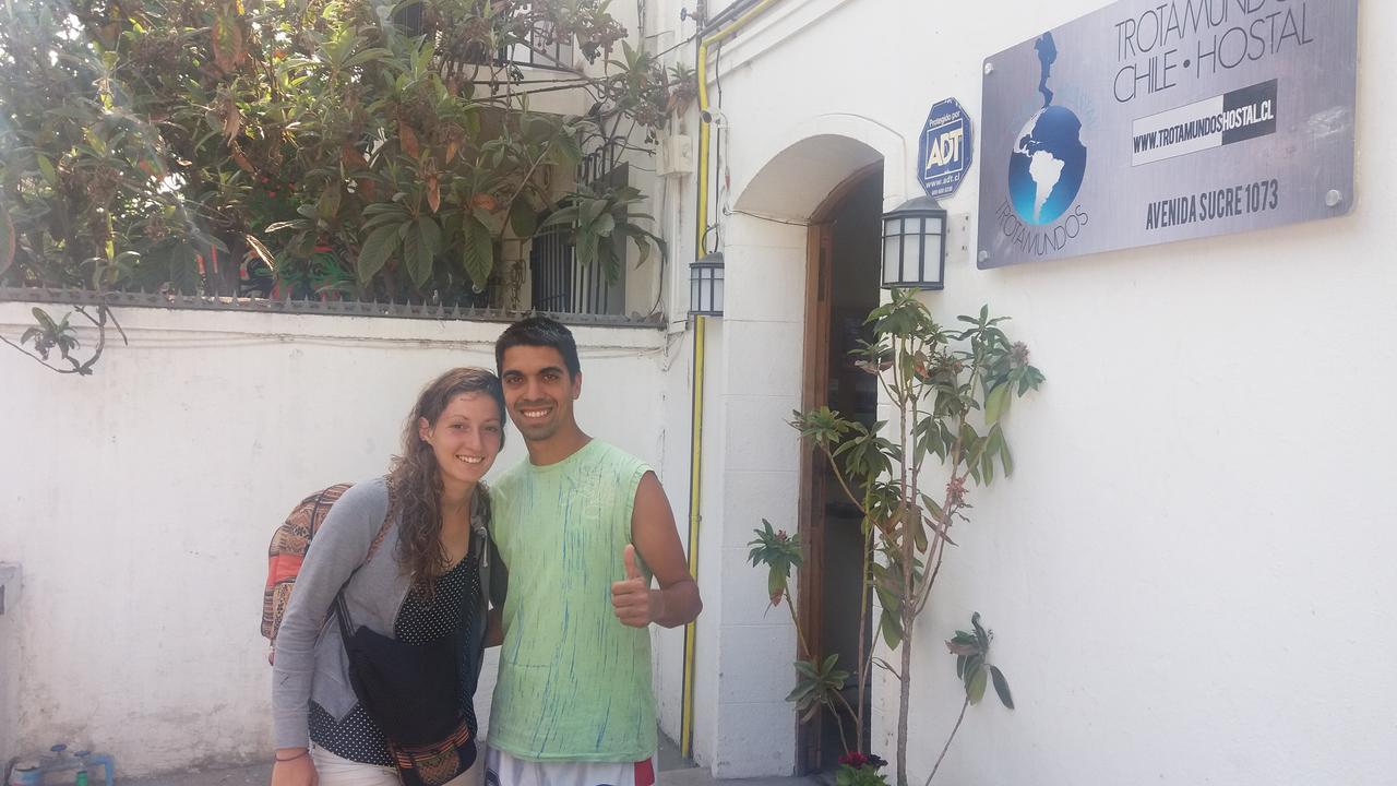 Trotamundos Hostal Santiago Dış mekan fotoğraf